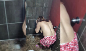 He Shows Me His House And Then I Hide In The Bathroom And Record It Naked. United States - American