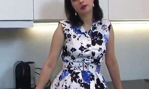 Wanilianna Is Dressed In A Pretty Vintage Dress. She Feels Like Showing You Some Of Her Special 'kink"