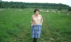 Mature Hoe Ambling Bare Outdoors Blend 2