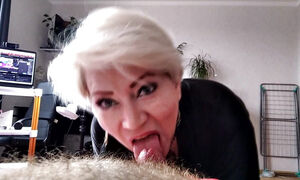 Cool Married Mature Bitch Aimee Passionately Cums In The Pose Of A Cowgirl...)) And Of Course Sucks A Dick!