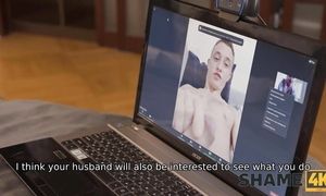 Shame4k. Mature Webcam Model Spreads Her Legs For A Guy To Make Him Silence