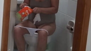 I Record My Stepmom Urinating On The Beach And Washing Her Hairy Pussy