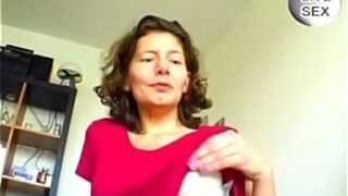 German Mature Plays With Her Pussy