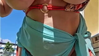 Britney Swallows' Public Tits & Ass&period; Mature Amateur Bikini Boobs Reveal&excl; Real Outdoor Flashing Videos