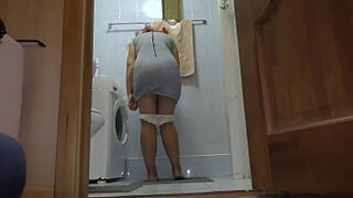 Step Mom Took Off Her Panties And Let A Dick Into Anal