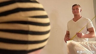 Rich Mom Flirts With Handyman For Hard Anal Sex