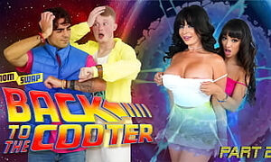 Back To The Future Xxx Parody - Mom Swap Edition