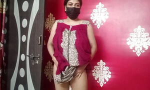 Homemade Indian Milf Pallavi In Uniform - Indian Milf Close-up Masturbation, Wet Foreplay & Big Jiggly Tits