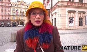 Granny Looking For Strangers To Fuck