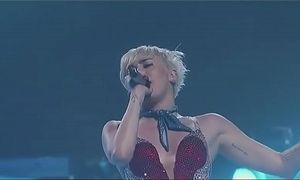 Miley Doing Her Thang: Make You Wanna Screw Her Brains Out